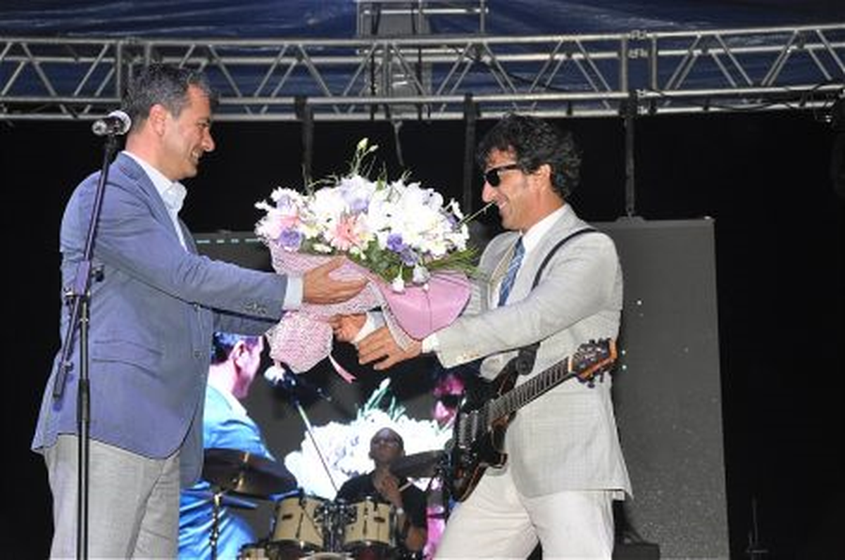 Erhan Güleryüz\'den Haliç\'te Muhteşem Konser