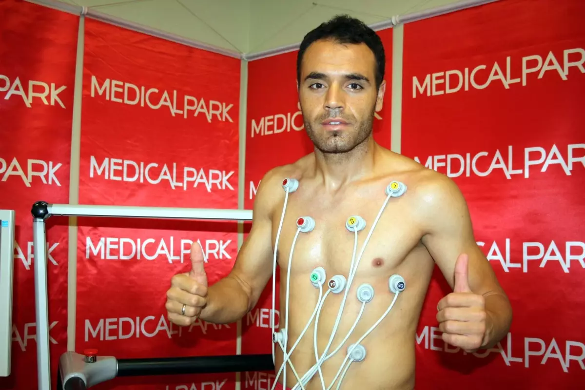 Gaziantepsporlu Ekrem Dağ Sağlık Kontrolünden Geçti