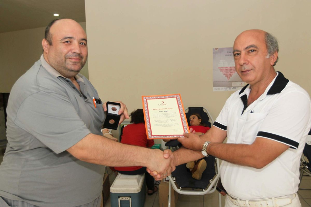 Gebze Belediyesi Personeli Kan Verdi