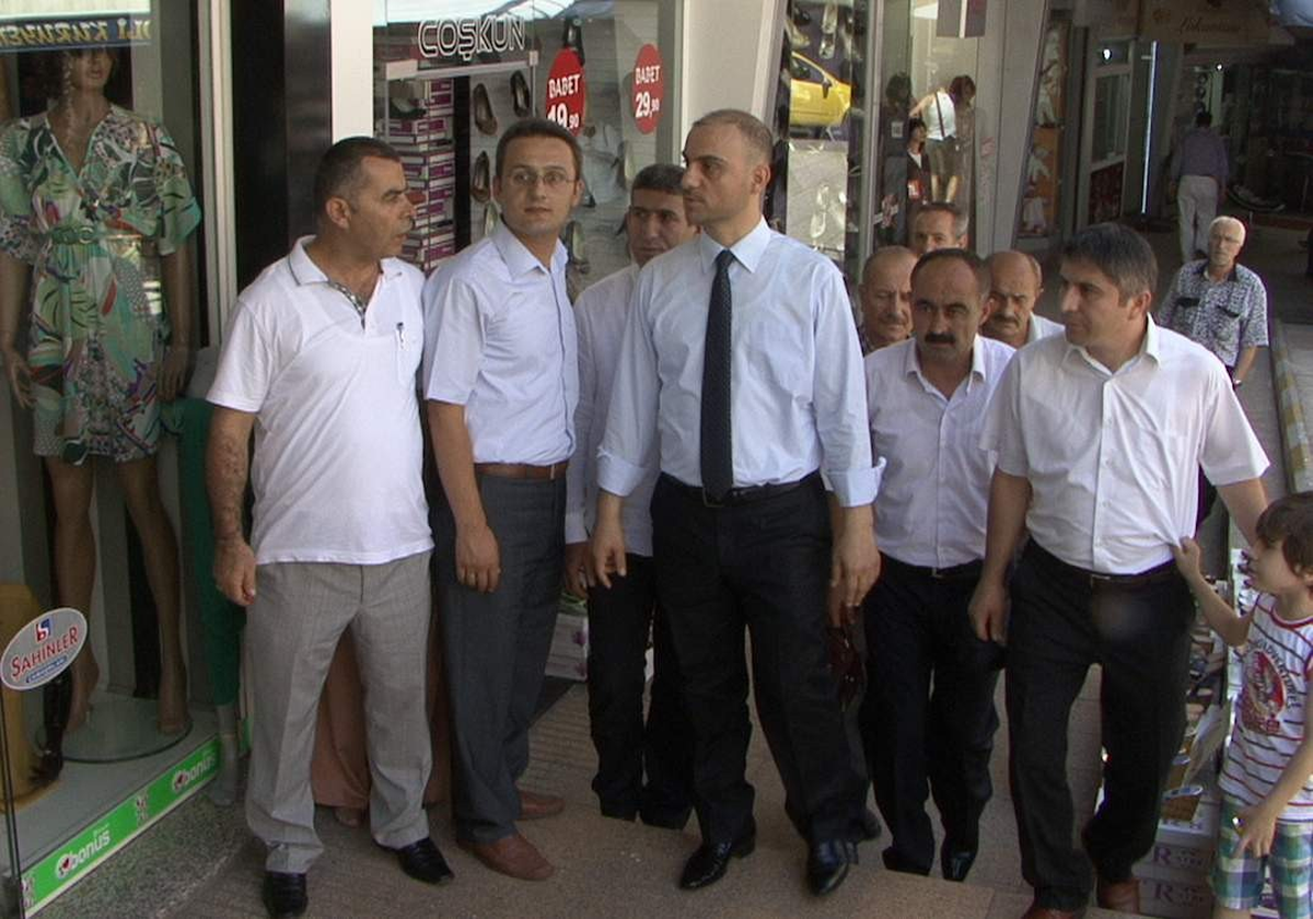 Gülay, Fevkani Köprü Esnafını Ziyaret Etti