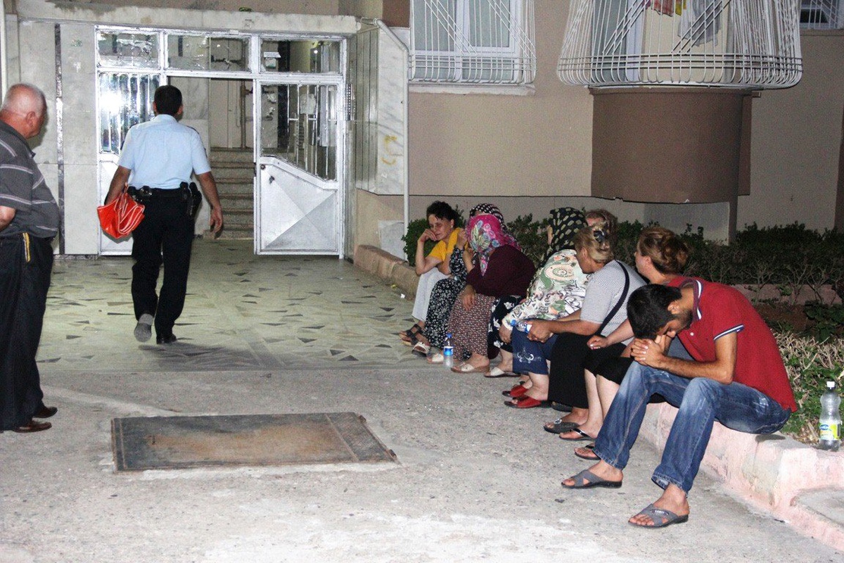 "Kızım Bol Bol Kitap Oku" Yazıp Ölüm Uykusuna Yattı
