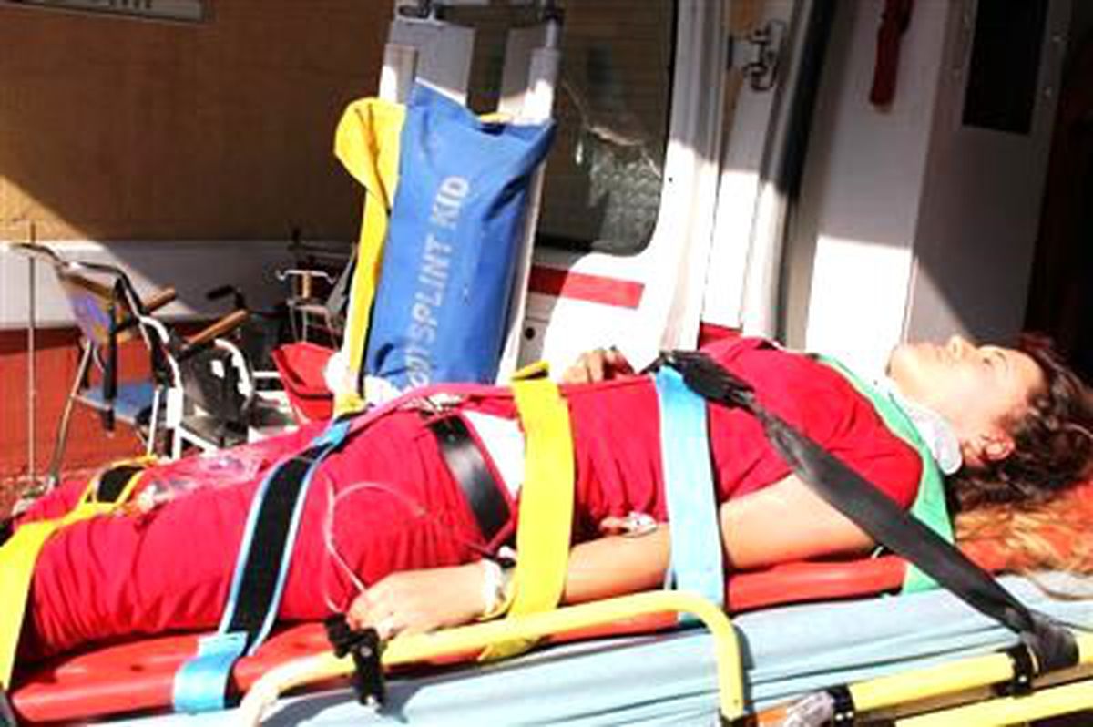 Ödemiş Bozdağ Yolunda Kaza: 2 Yaralı