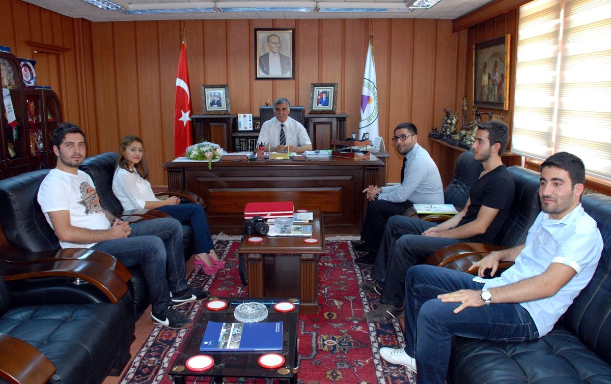 Psikoloji Hareketi Gençlerinden Başkan Büyükaslan\'a Ziyaret