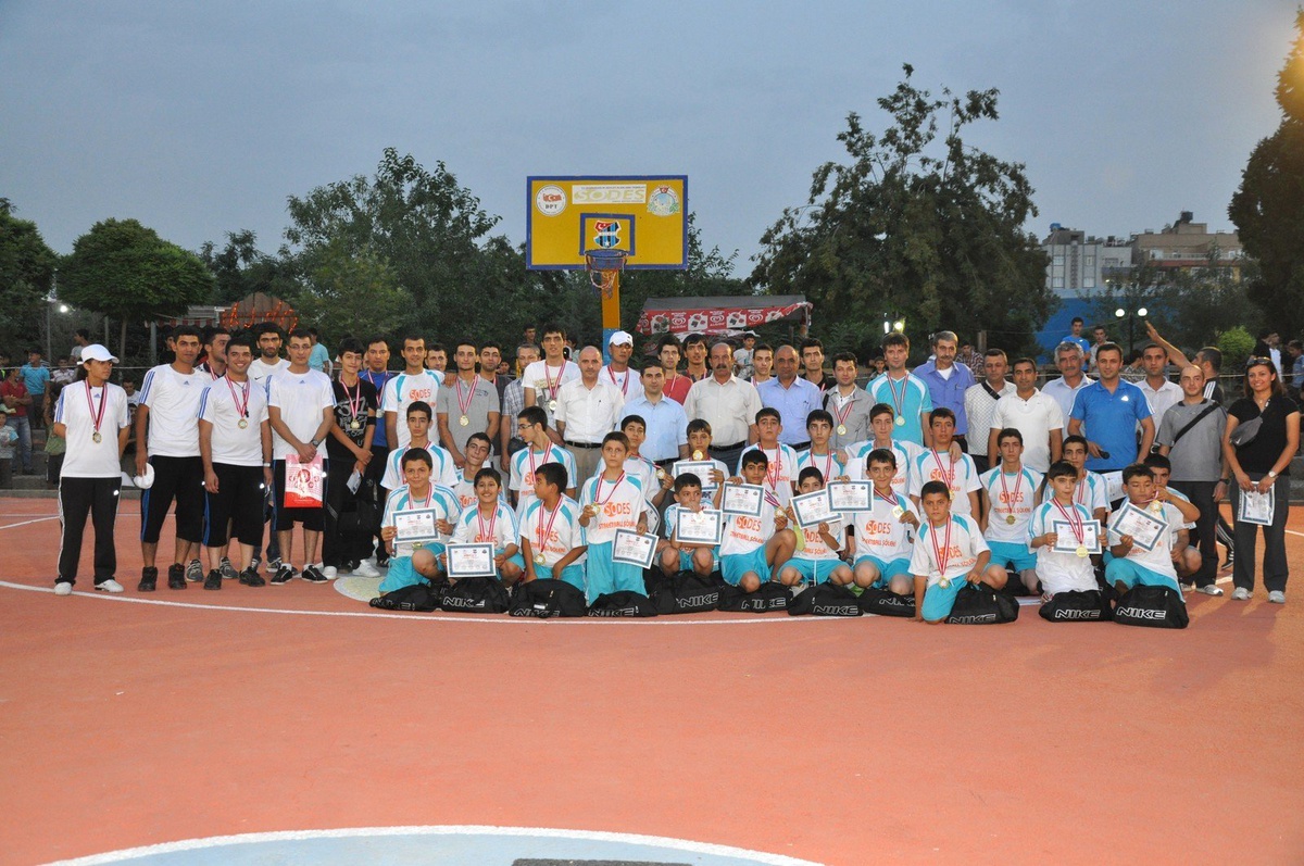 Siirt\'te Streetball Şöleni Sona Erdi