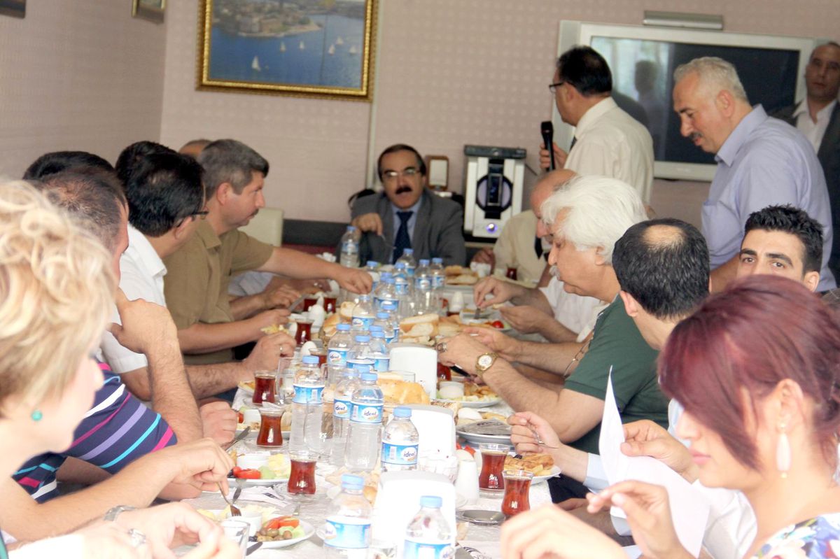 Vali Coş, Hayal Park Esnafı ile Buluştu