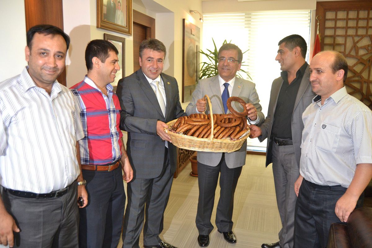 AK Parti Bursa İl Başkanı Sedat Yalçın\'a Ziyaretçi Trafiği