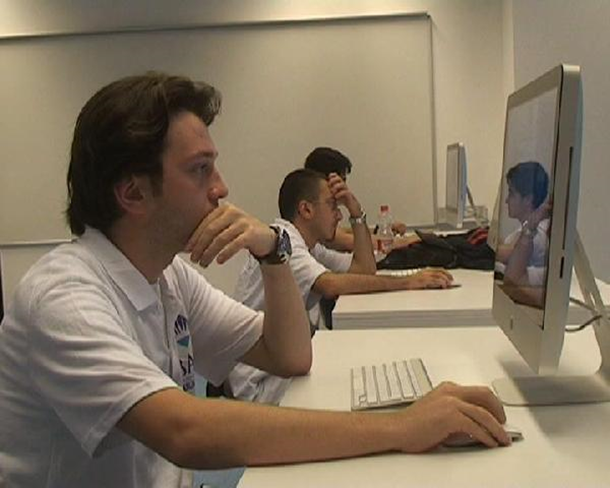BÜ Berlin Kampusü Açıldı