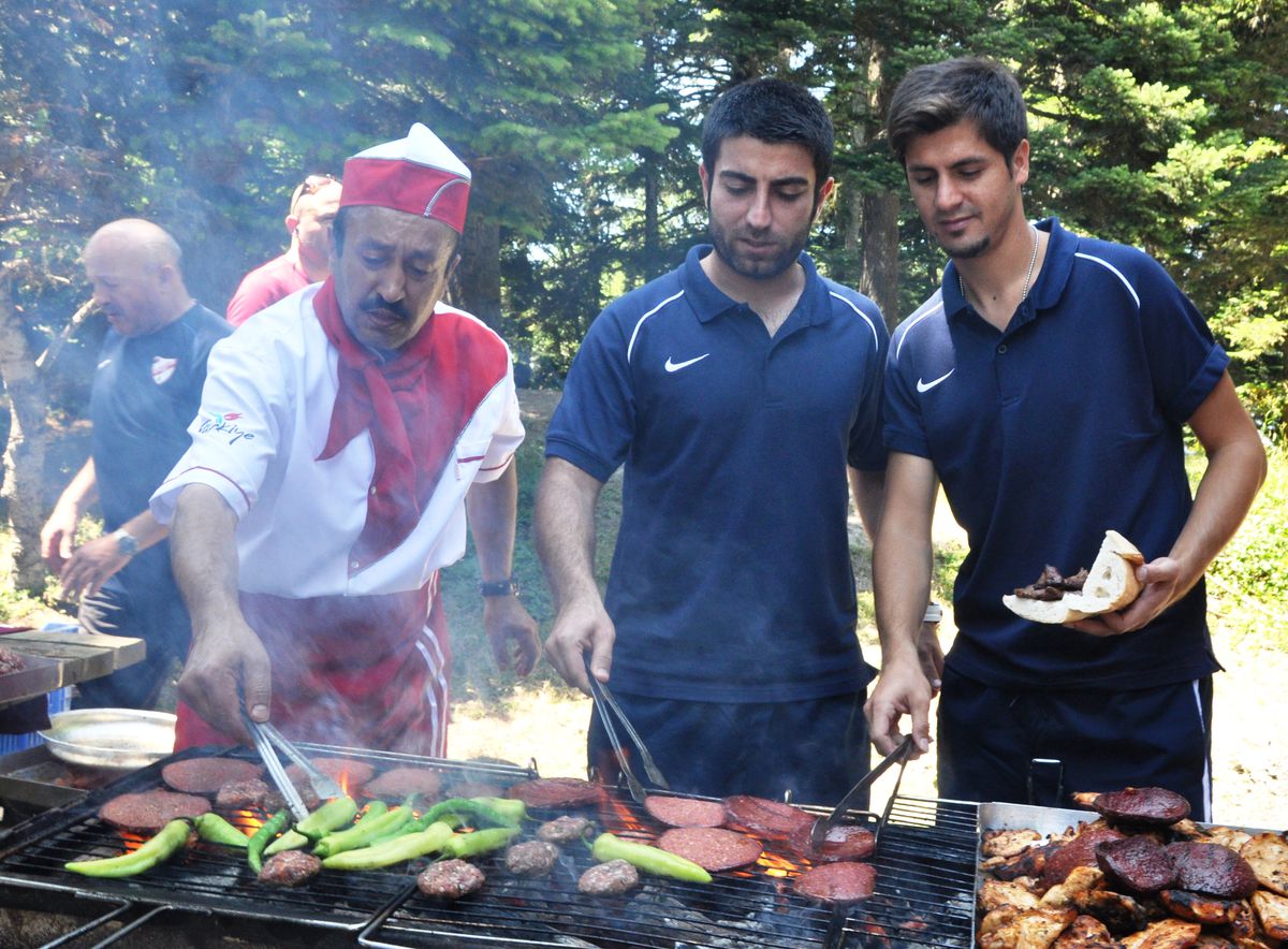 Boluspor\'da Mangal Keyfi
