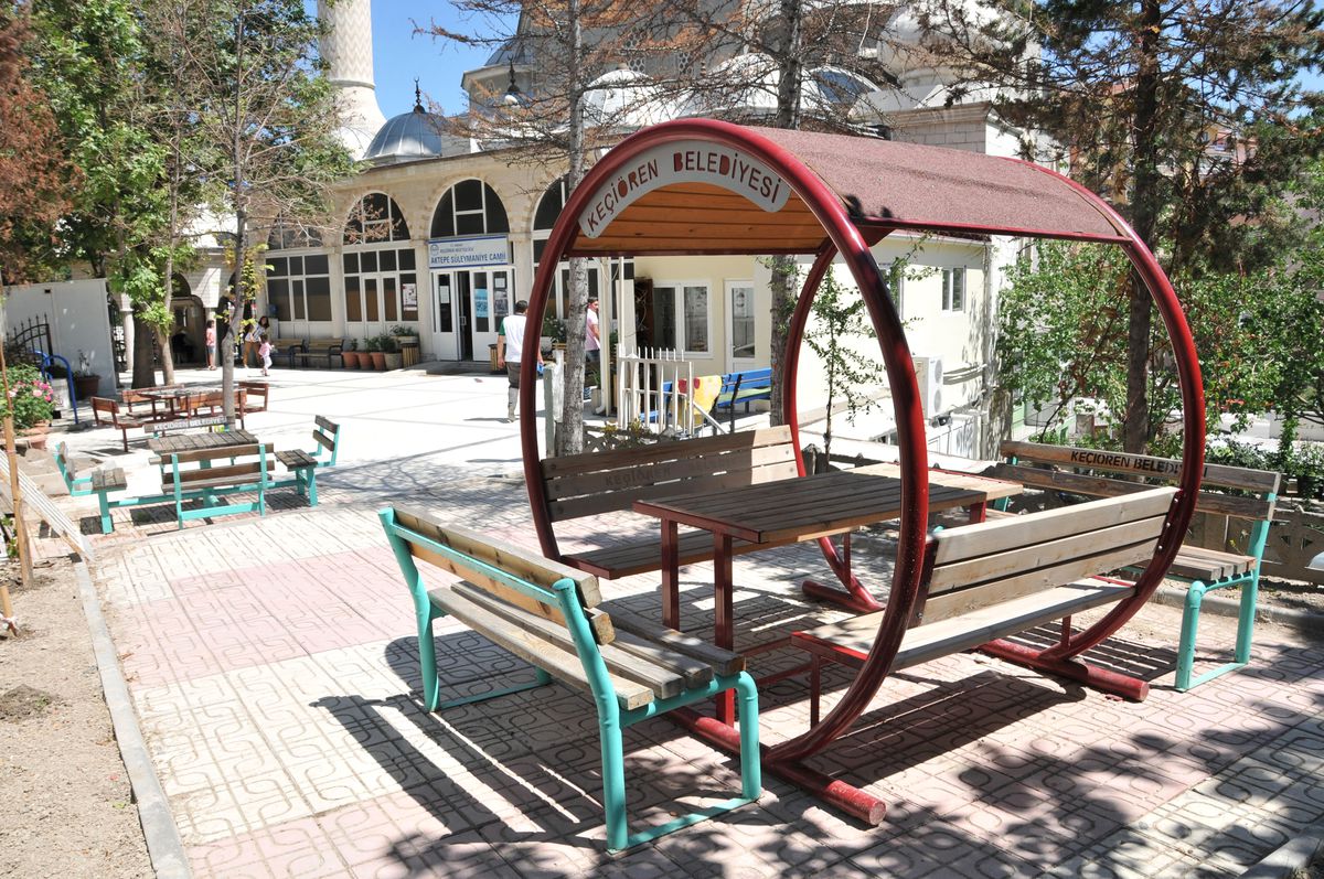 Keçiören\'de İbadethanelere Bakım