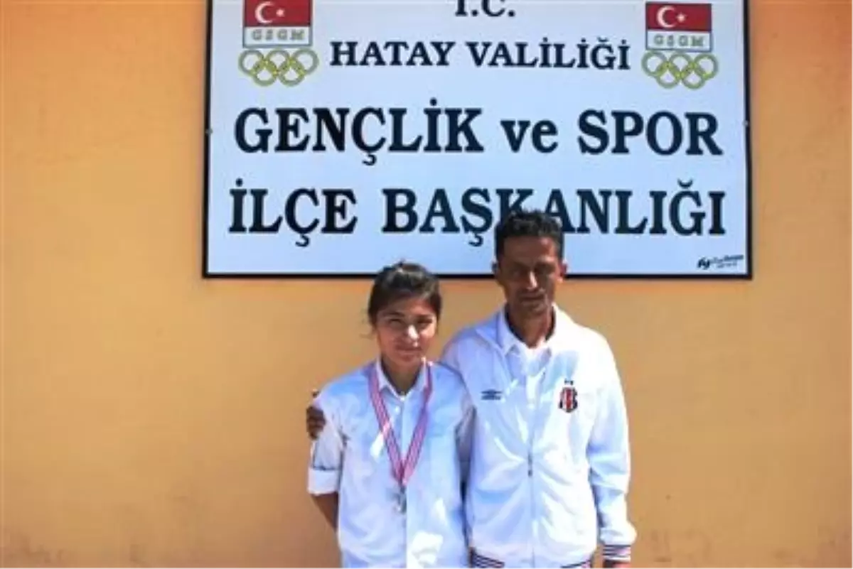 Kırıkhanlı Atlet Belgrad\'da Ter Dökecek