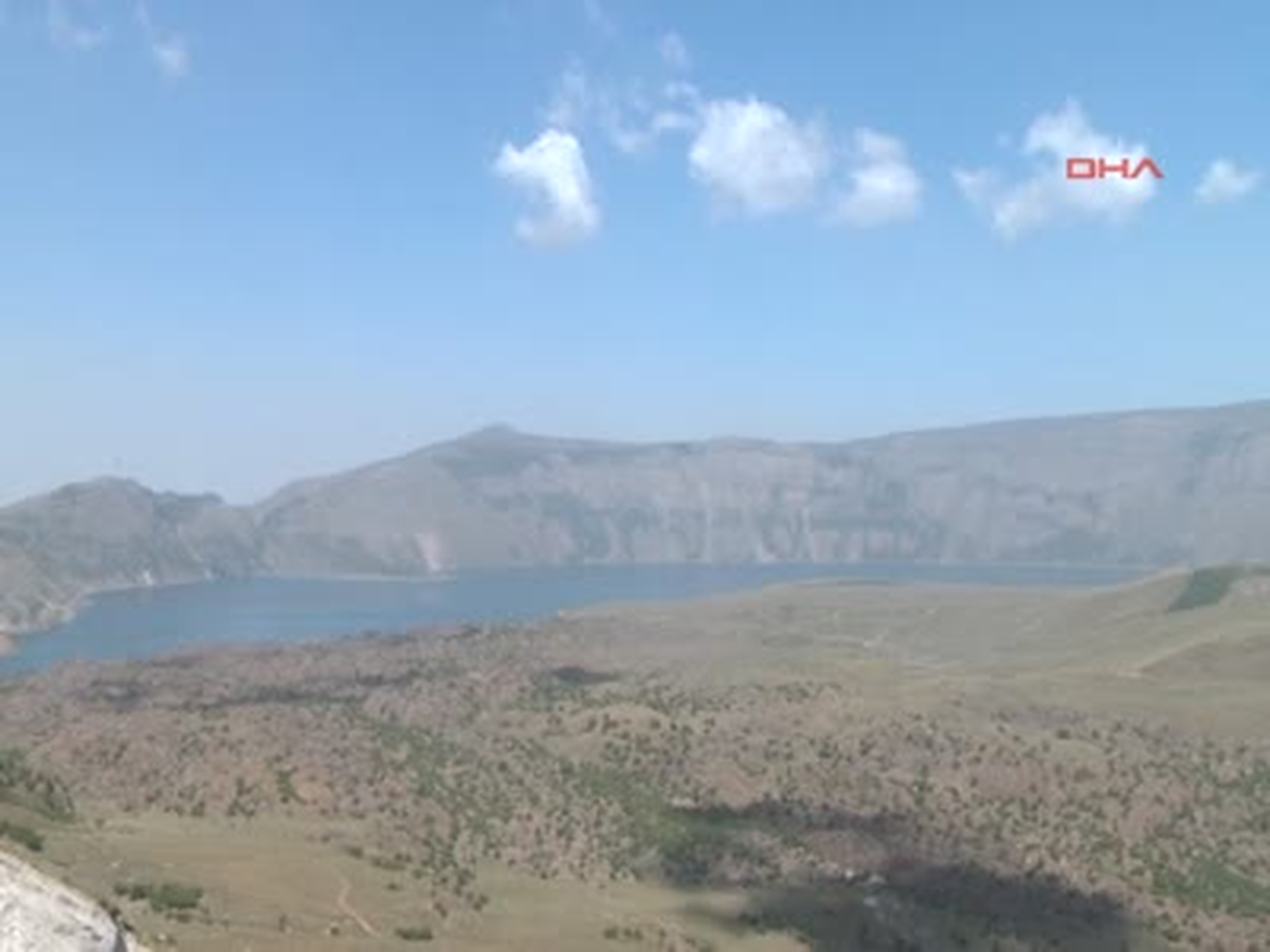 Nemrut\'tan Nemrut\'a Tarihi Keşif Gezisi