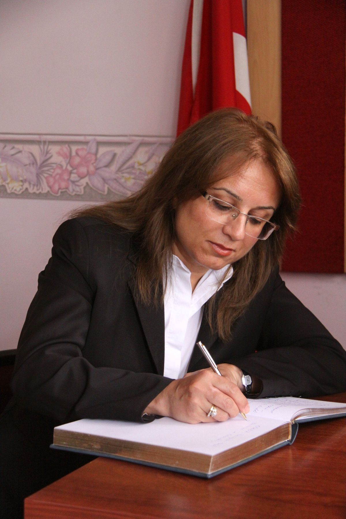 Neü Rektörü Prof. Dr. Kılıç Görbir\'i Ziyaret Etti