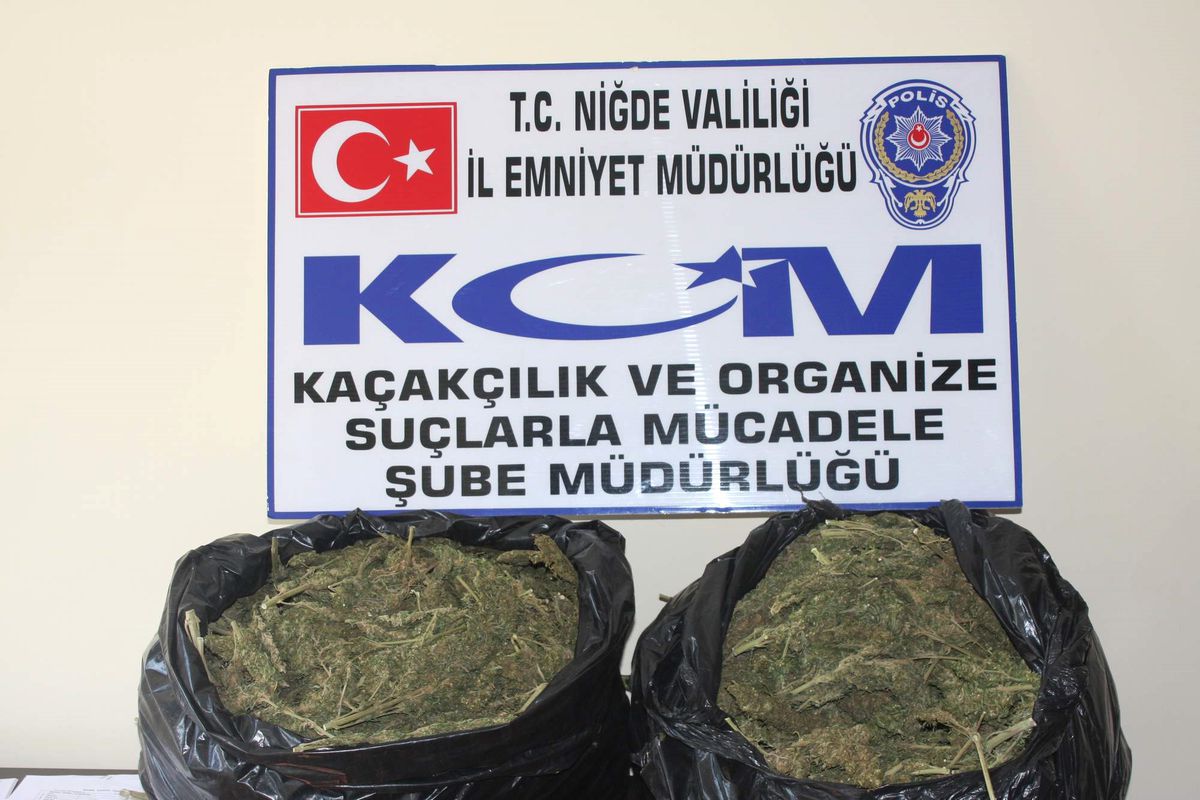 Niğde\'de 18 Kilo Esrar Ele Geçirildi