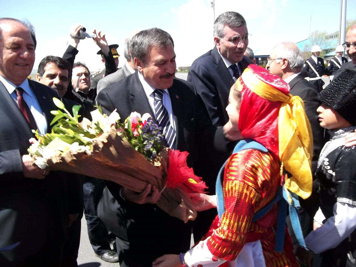 Orman ve Su İşleri Bakanı Kars\'a Geliyor
