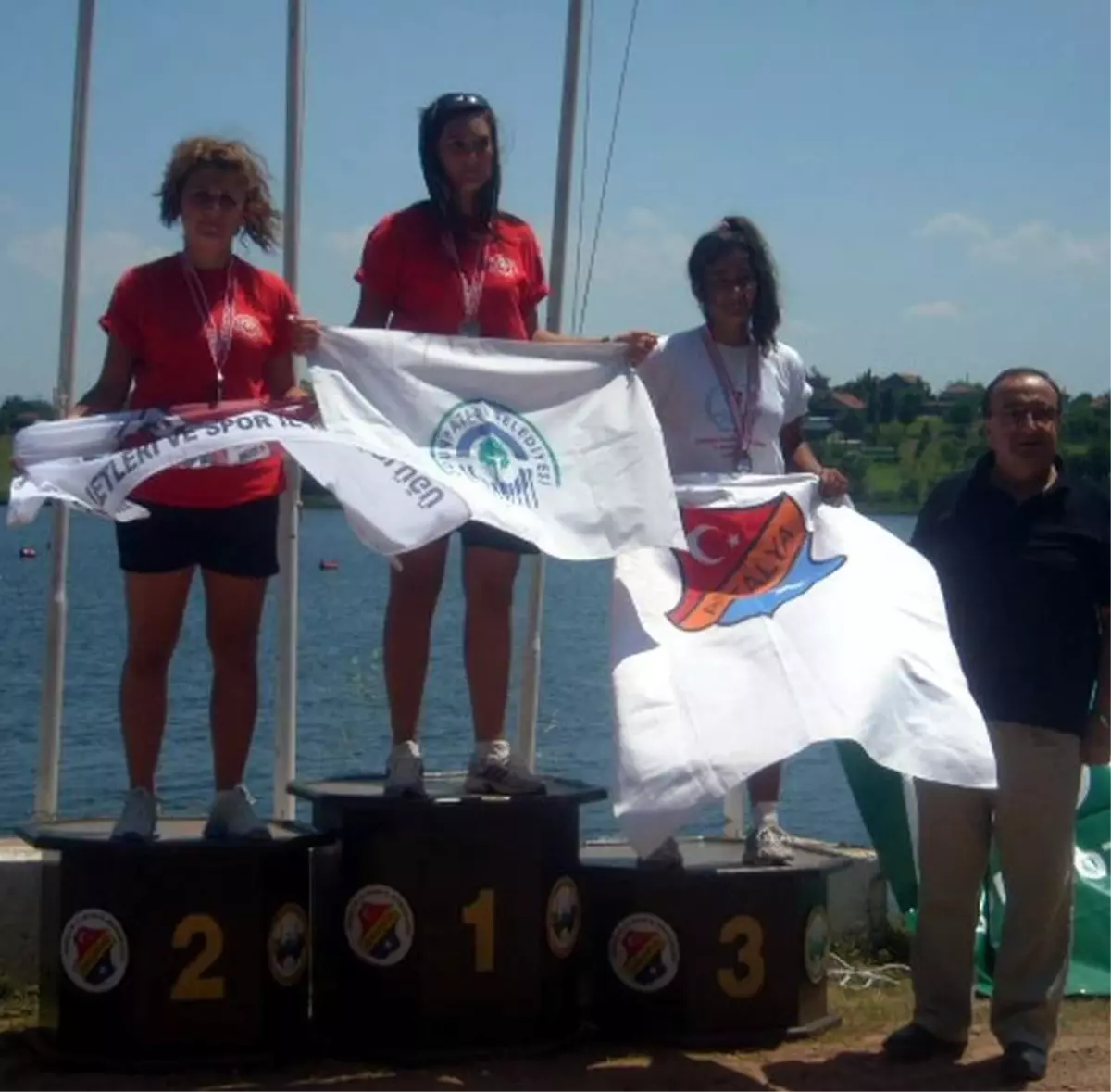 Şampiyon Kanoculardan Odunpazarı\'na Ziyaret