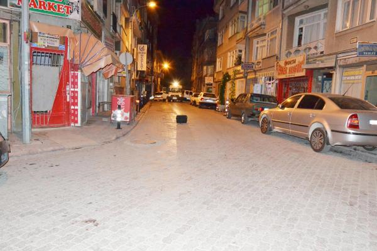 Şüpheli Çantadan Cd Çıktı