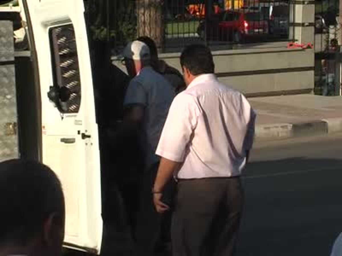 Şüpheli Paketin İçinden Lokum Çıktı