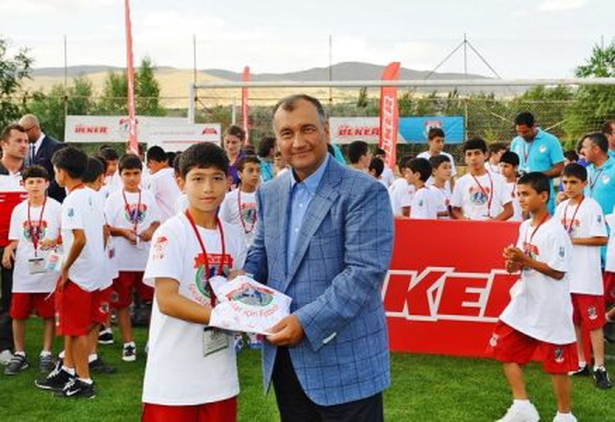 TFF-Ülker Futbol Köyleri Tamamlandı