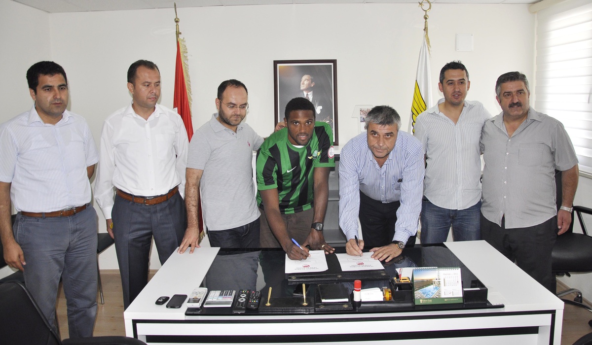 Akhisar Belediyespor Bruno ile Anlaştı