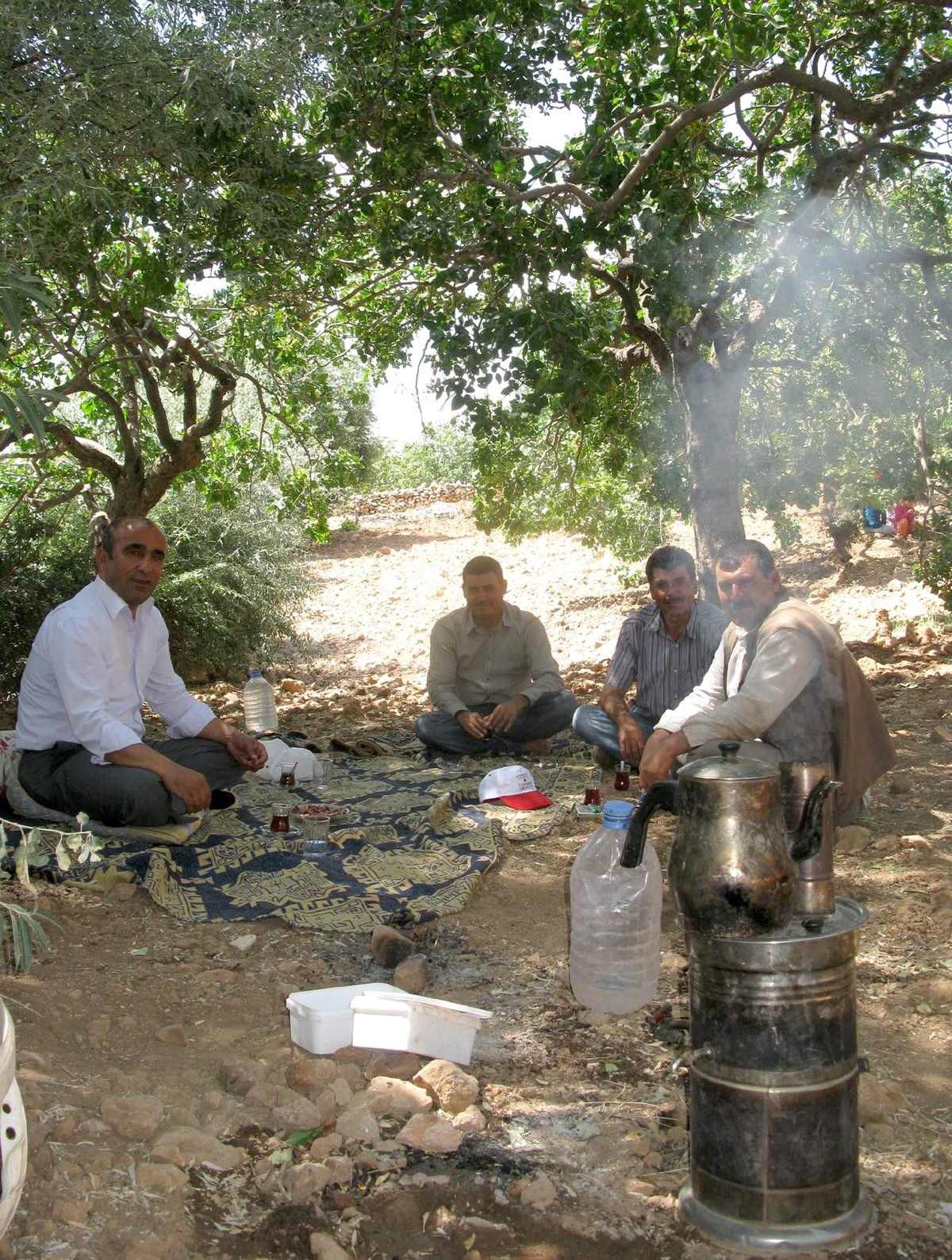 Fıstıtık Üreticilerine Ziyaret Etti