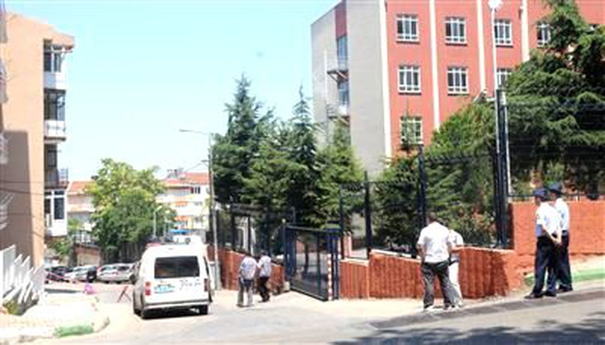 Askeri Lisede Şüpheli Ayı Paniği