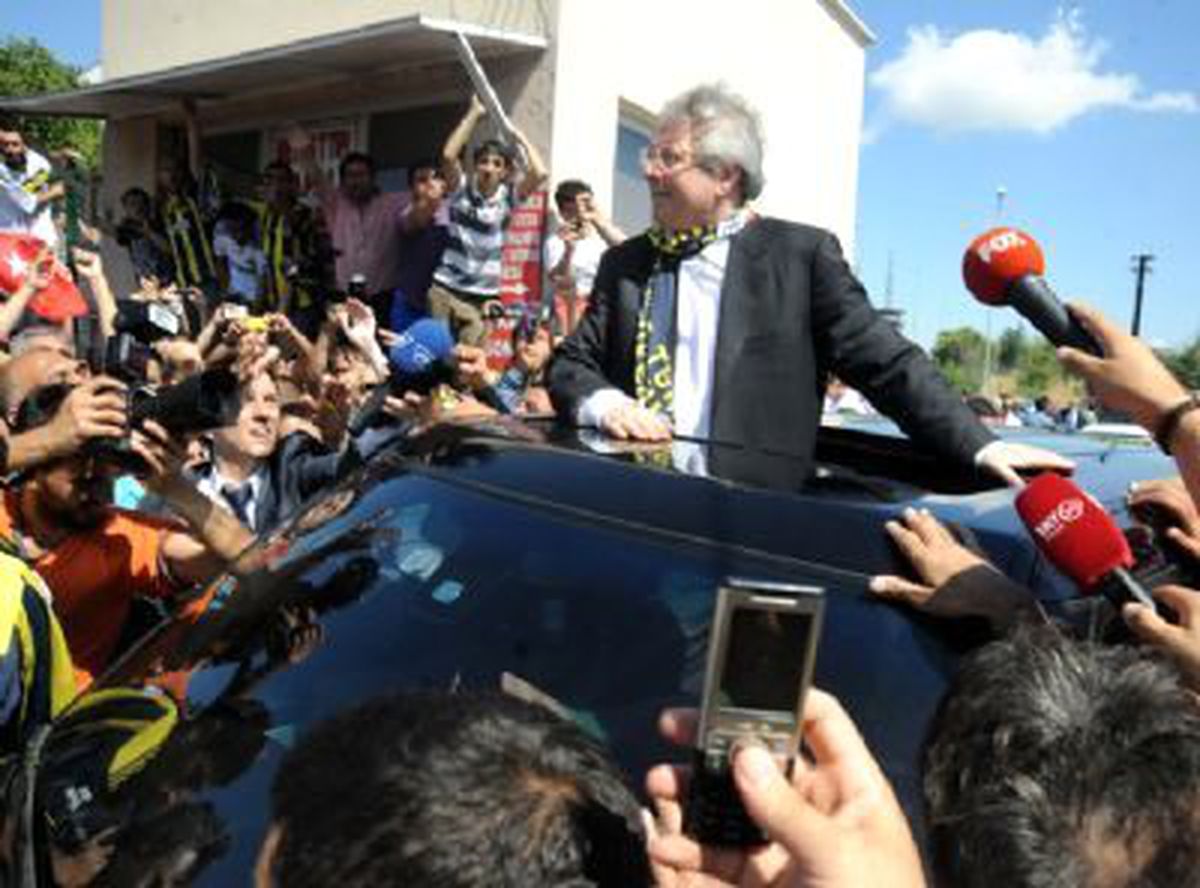 Aziz Yıldırım Cezaevinden Çıktı (1)