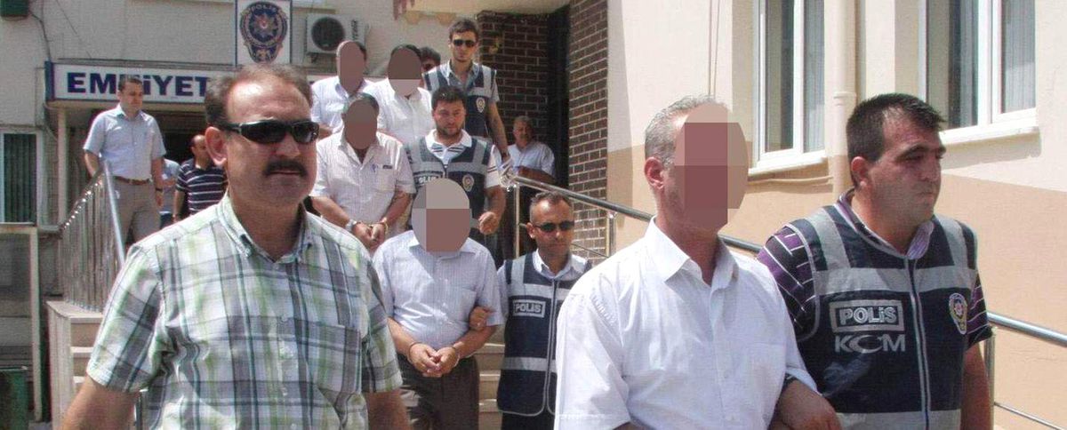 Cezaevi Müdürüne 2 Yıl 4 Ay 22 Gün Hapis
