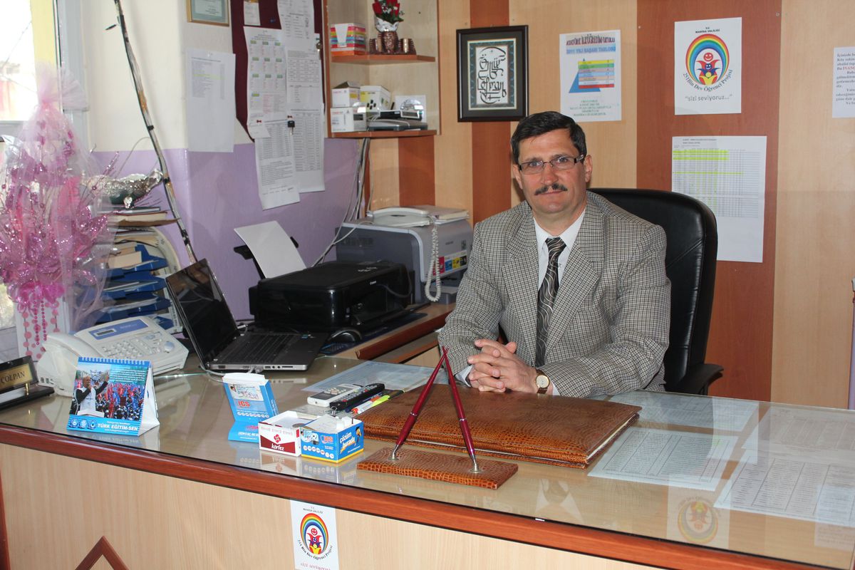 Demirci\'nin \'Kuyruklu Masal\' Projesi Kabul Edildi