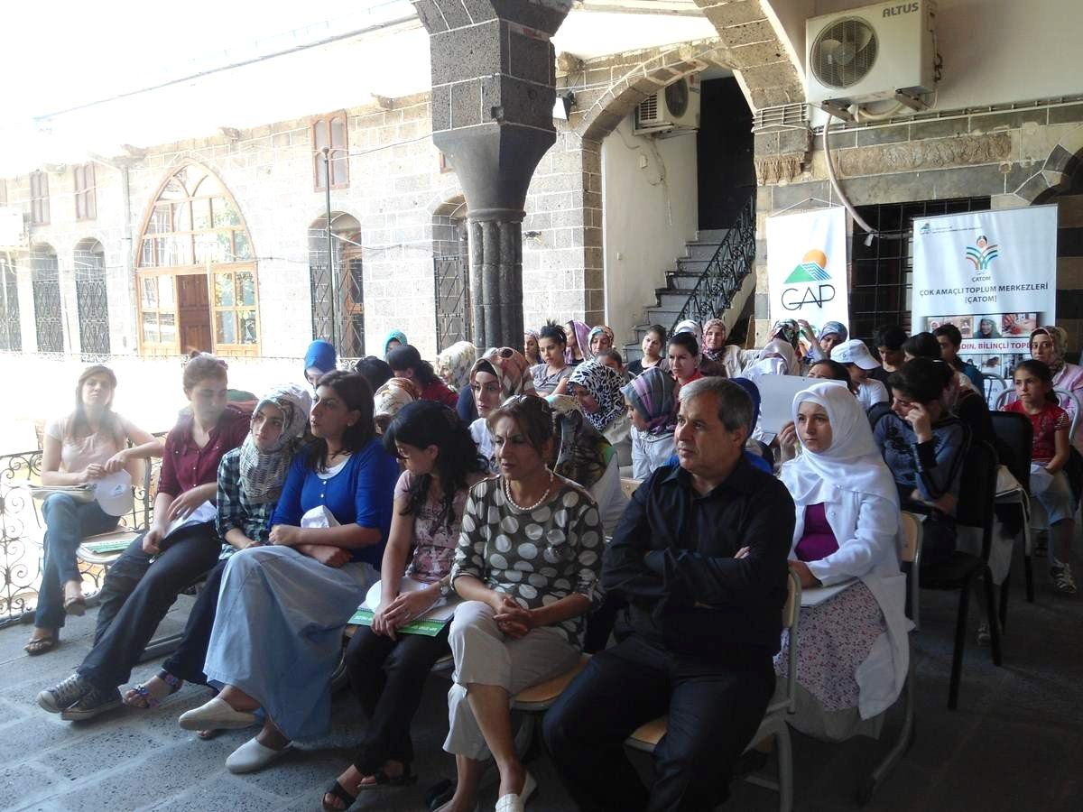 Diyarbakır\'da Kadınlara Yönelik Sebzecilik Kursu Düzenlendi
