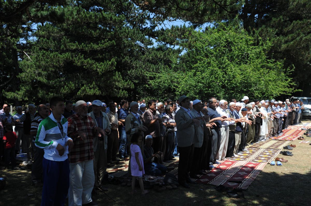 Dolu Baba Anıldı