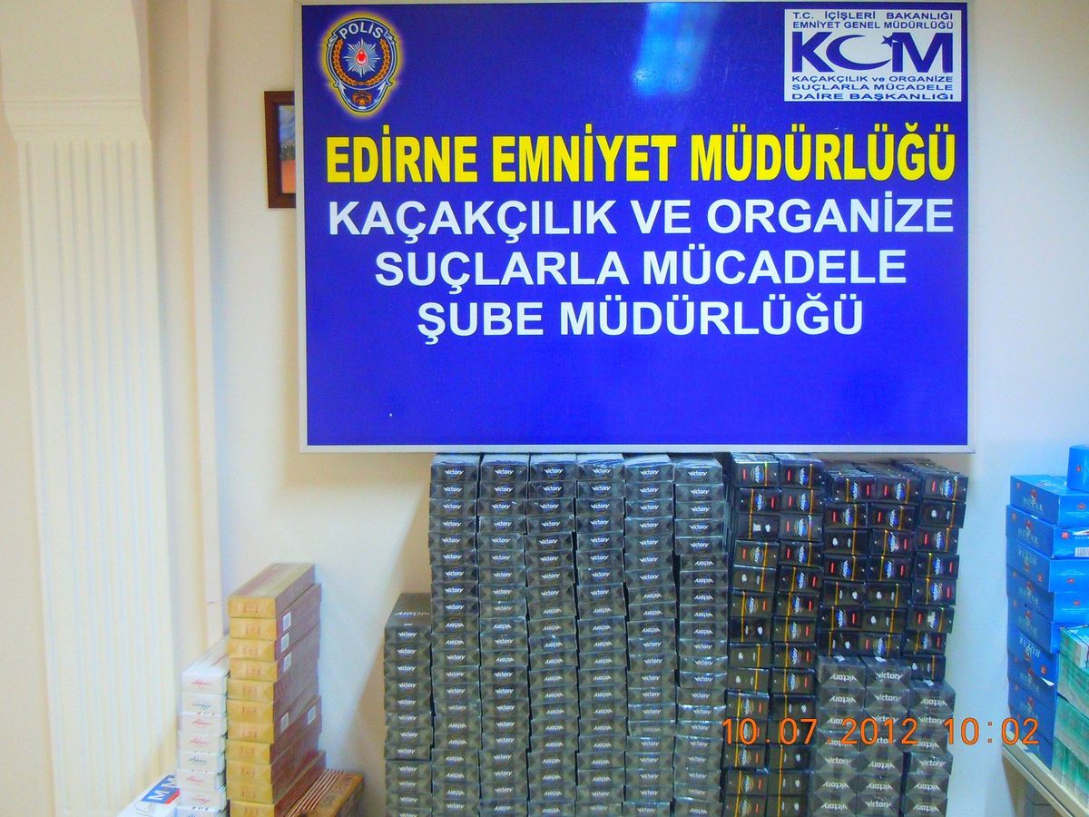 Emniyetten Kaçak Sigara Operasyonu