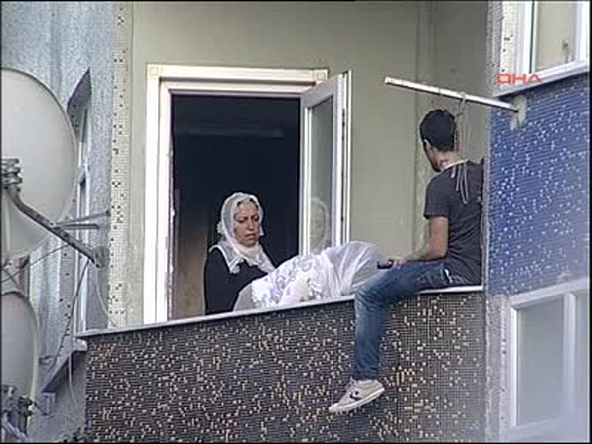 Polise Saldıran Şahış Teslim Olmamak İçin Pazarlık Yaptı