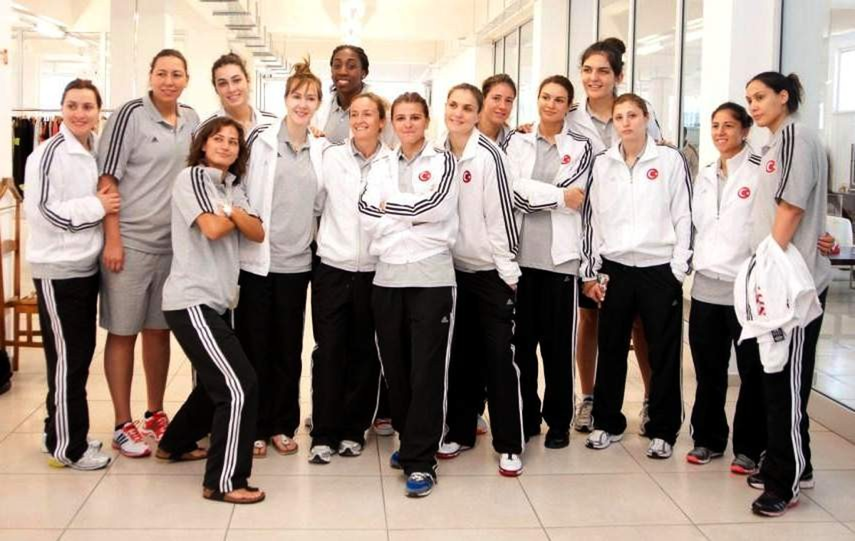 Sarar Londra Olimpiyatları\'nda Millilerin Yanındı