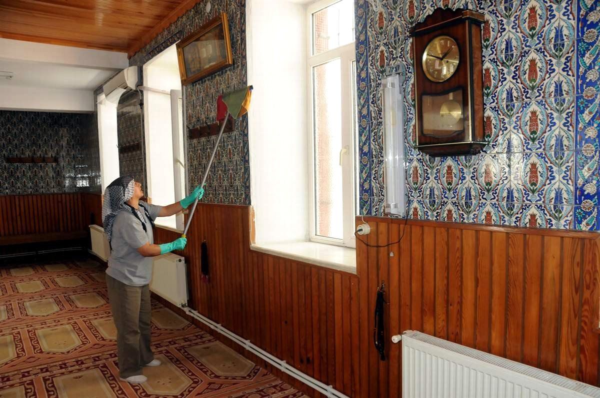 Tepebaşı\'nın Camileri Ramazan\'a Hazırlanıyor