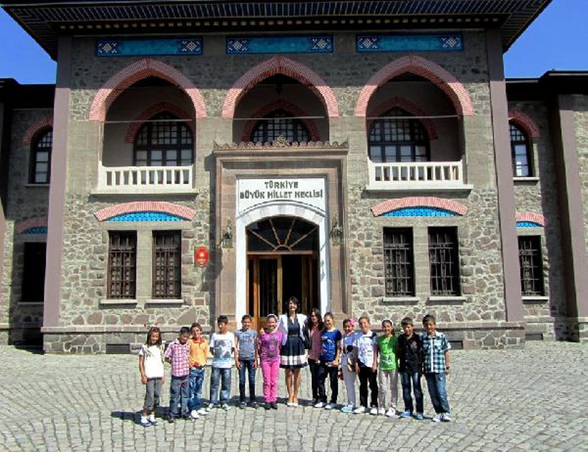 Başarılı Öğrenciler, Ankara\'yı Gezdi