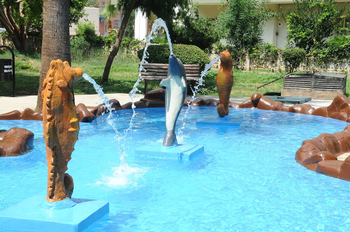 Yenişehir\'de Parklar Renklendi