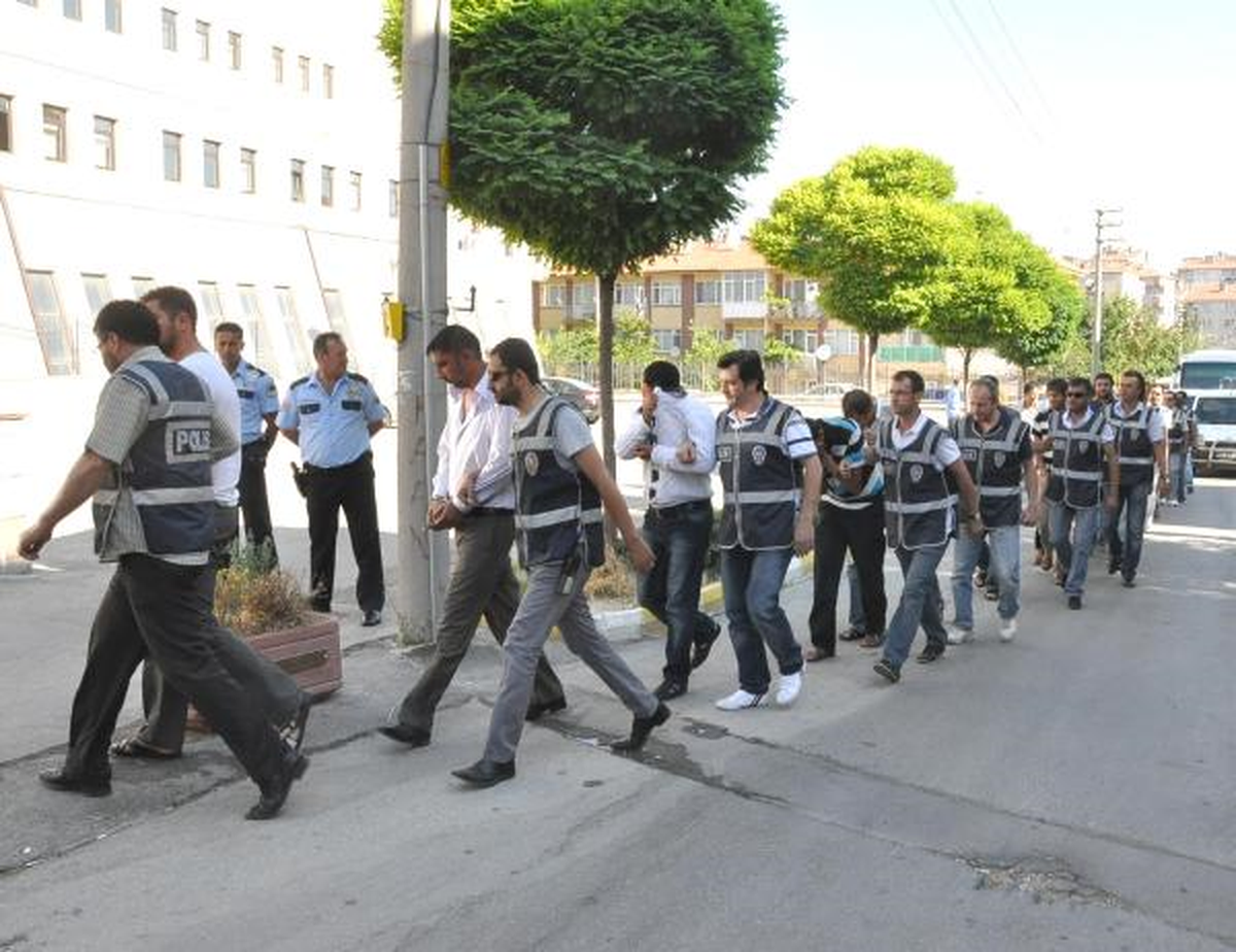 8 İlde Eş Zamanlı Yapılan Hırsızlık Operasyonunun Son 30 Şüphelisi de Adliyede