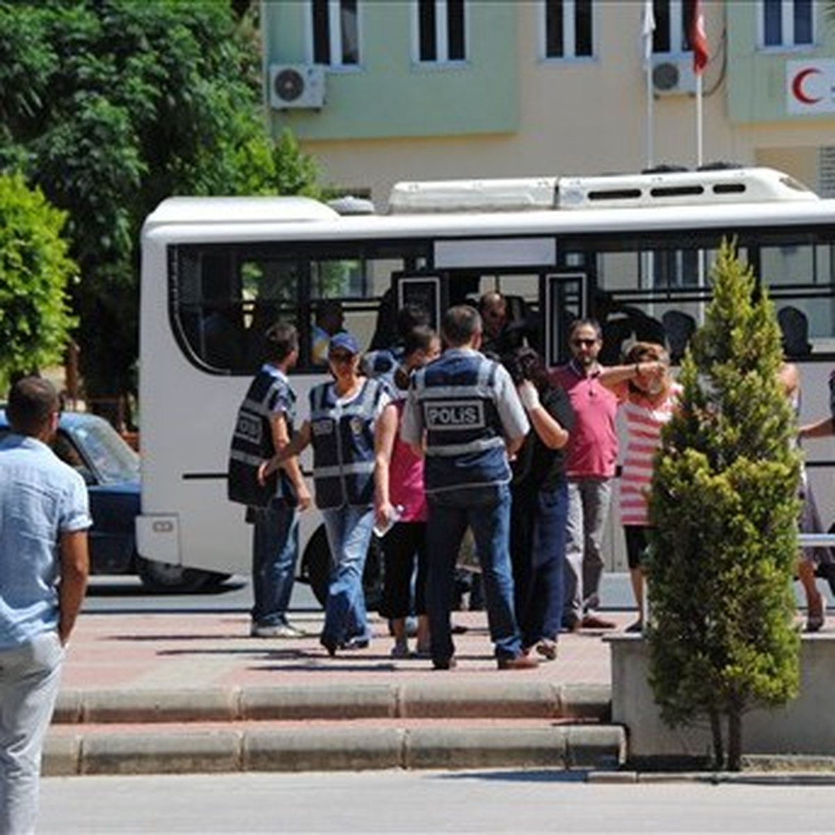 Antalya\'daki Fuhuş Operasyonu