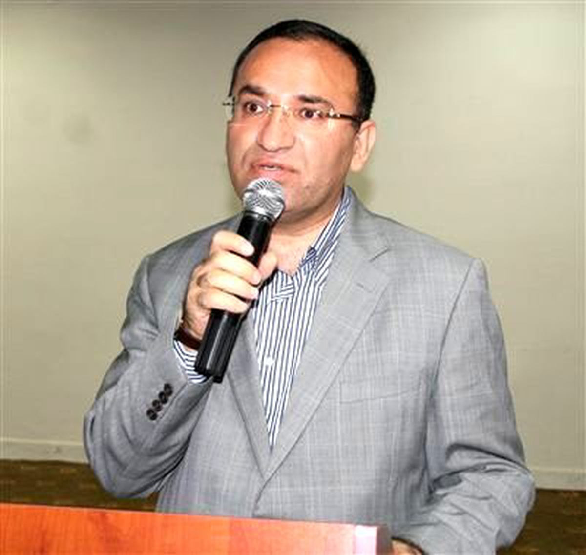 Başbakan Yardımcısı Bozdağ." Bu Ülkenin Milletin İradesiyle Oluşmuş Meclisine, Milletin İradesine...