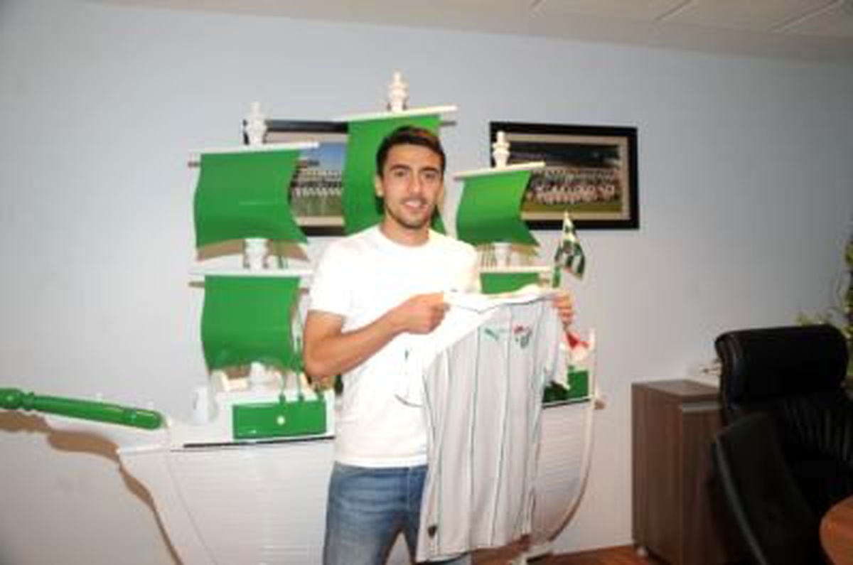 Bursaspor\'un Yeni Transferi Ferhat Kiraz: Kendime Güveniyorum