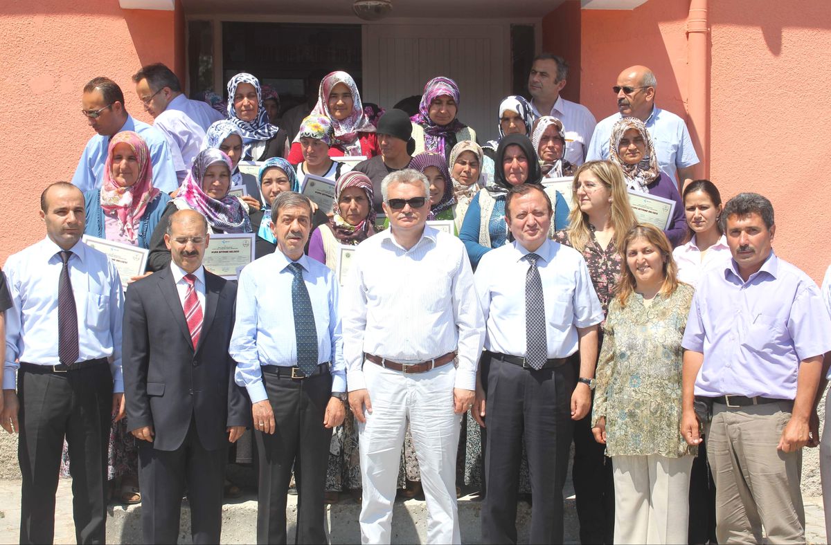 Çankırılı Kadın Çiftçilere Sertifika