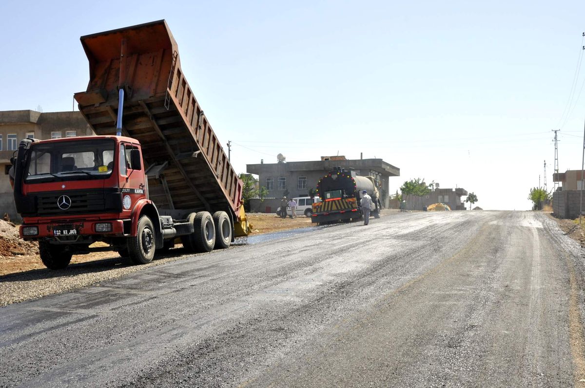 Doğalgaz Döşenen Yollar Asfaltlanıyor