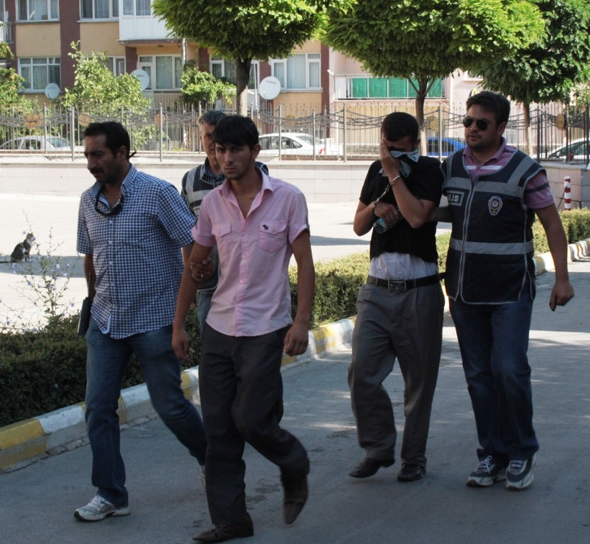 Eskişehir\'de30 Kişi Adliyeye Sevk Edildi