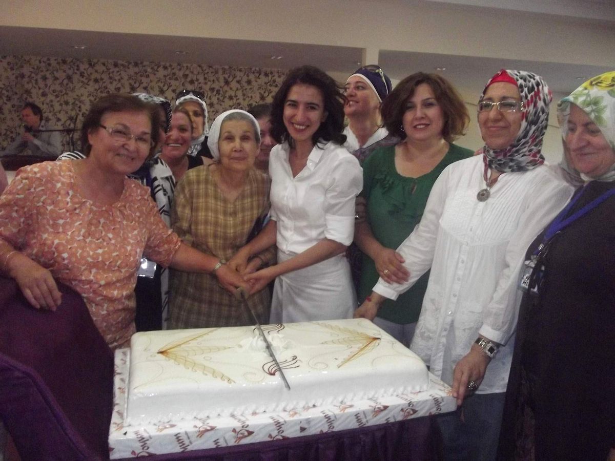 İzmitli Kadınlar Matine\'de Buluştu
