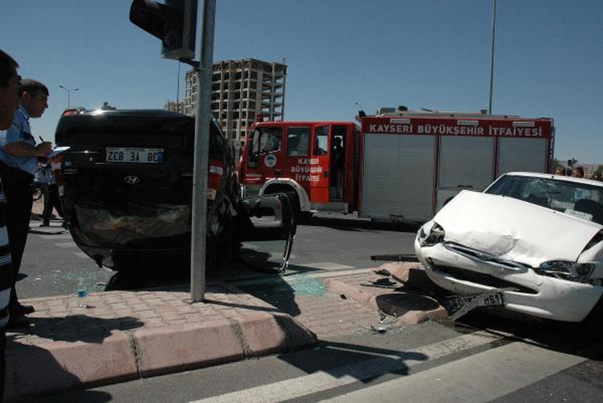 Kayseri\'de Kaza: 7 Yaralı