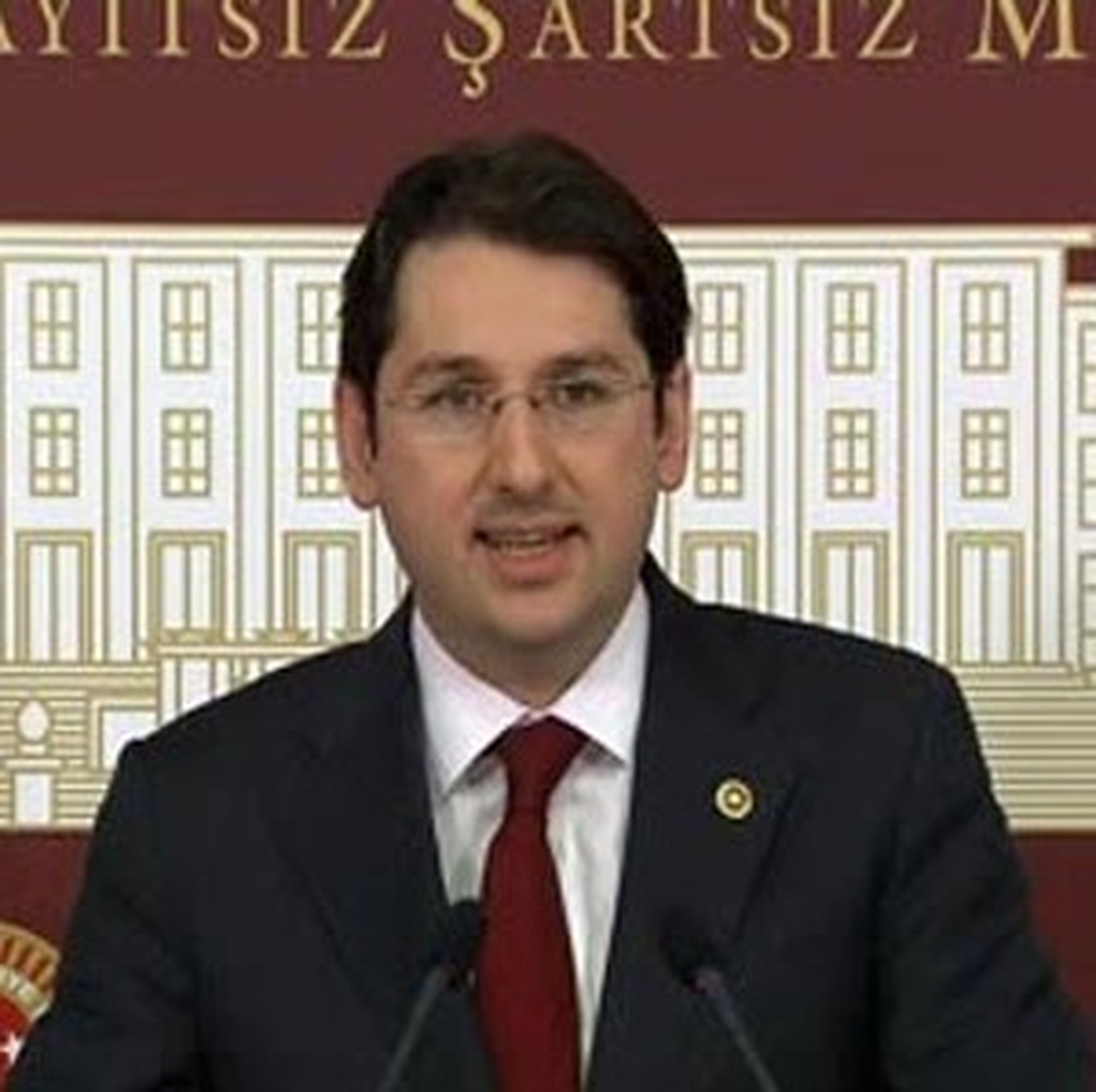 "Meclis\'e Cemevi" Tartışması