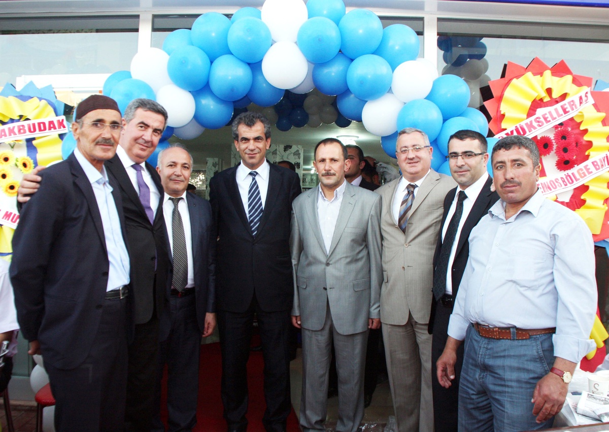 Merinos 250\'nci Showroom Şubesini Ahlat\'ta Açtı