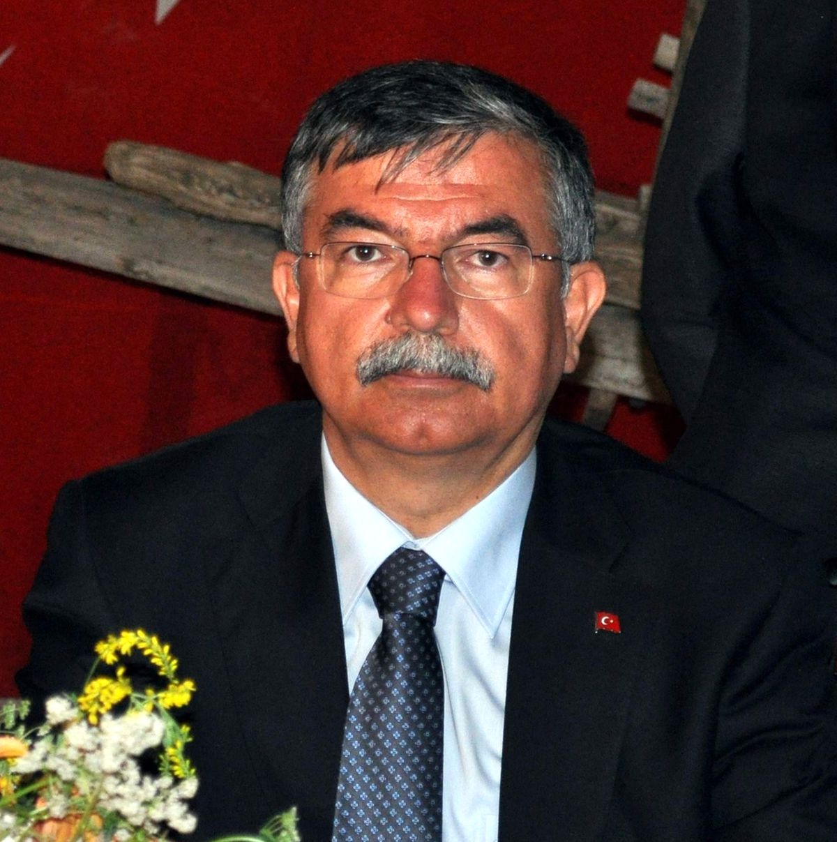 Savunma Bakanı Yılmaz Ereğli\'ye Geliyor