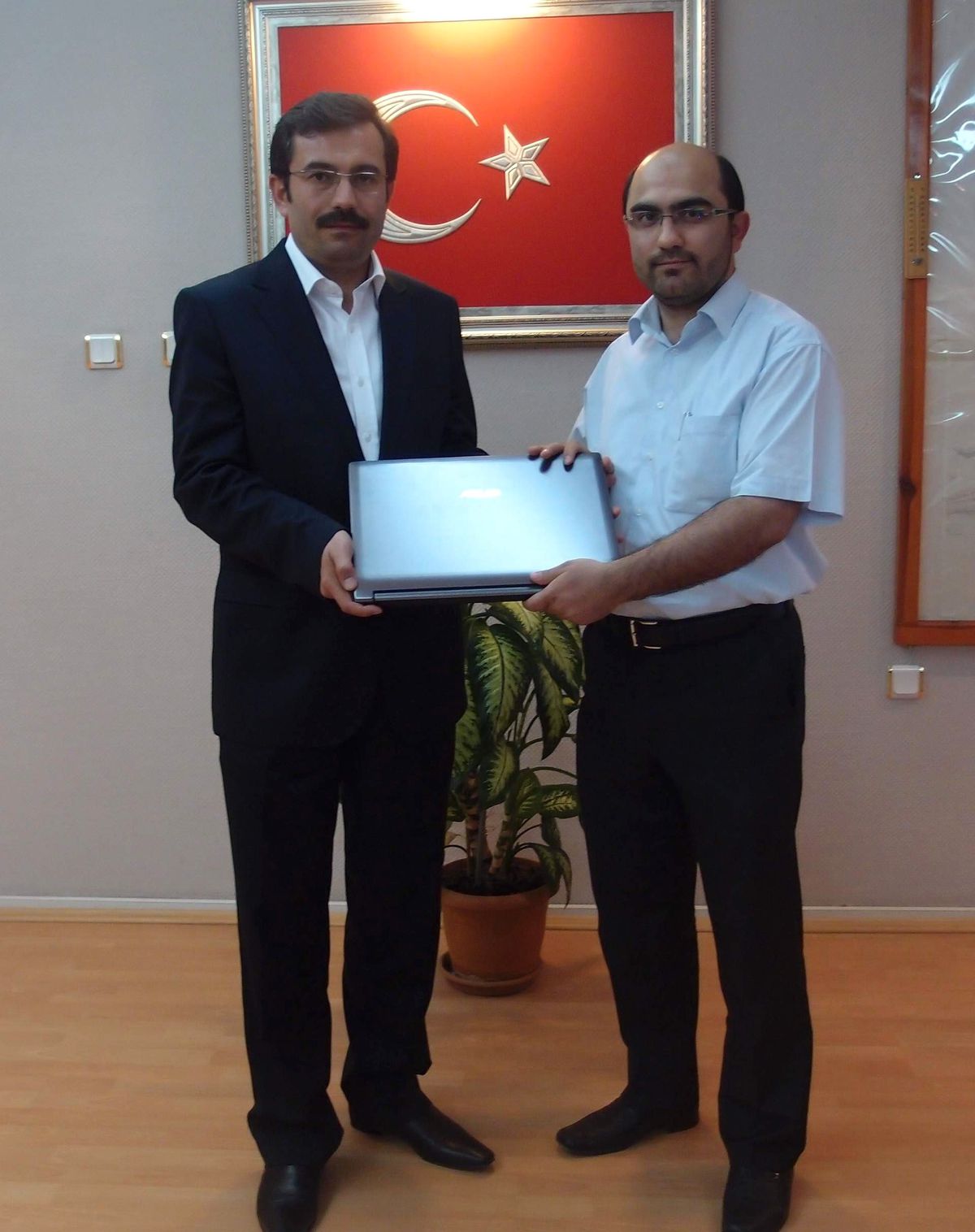 Türkiye Birincisi Müezzine Bilgisayar