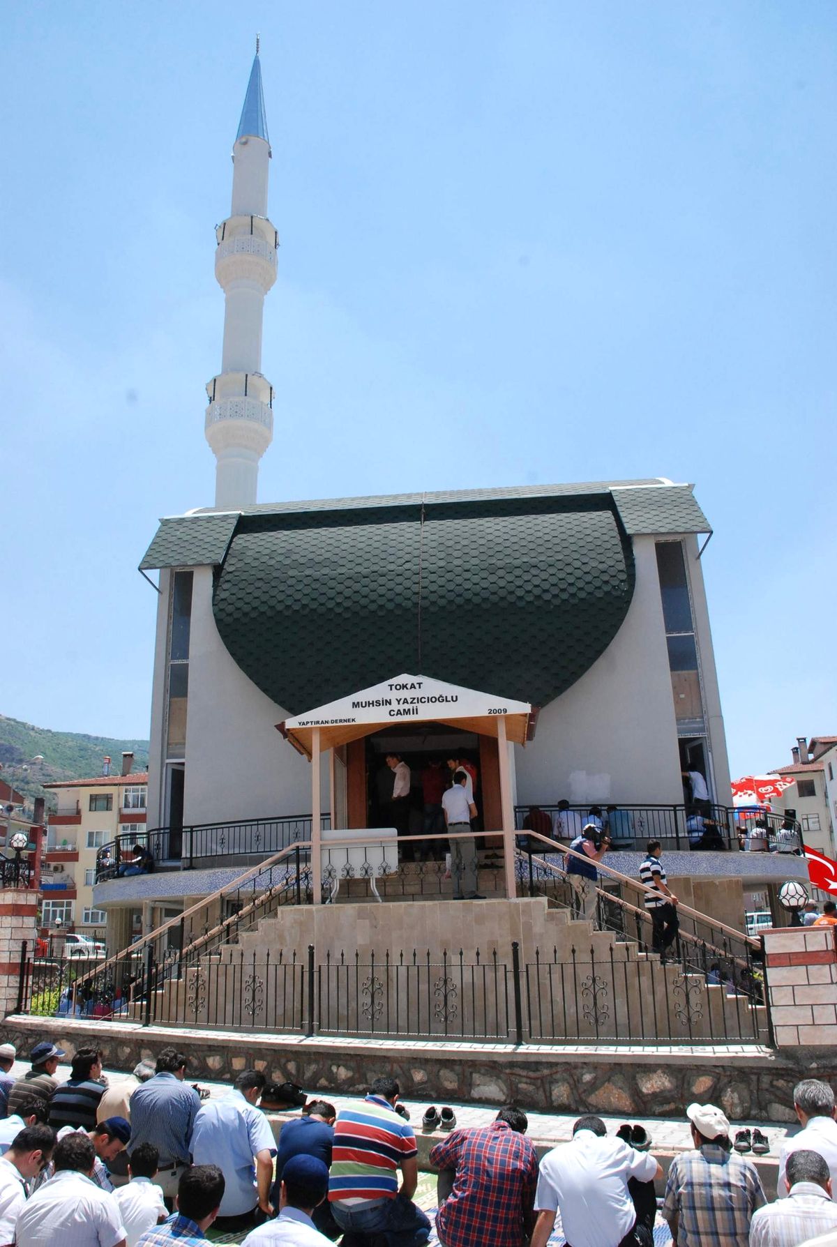 Tokat Muhsin Yazıcıoğlu Camii İbadete Açıldı
